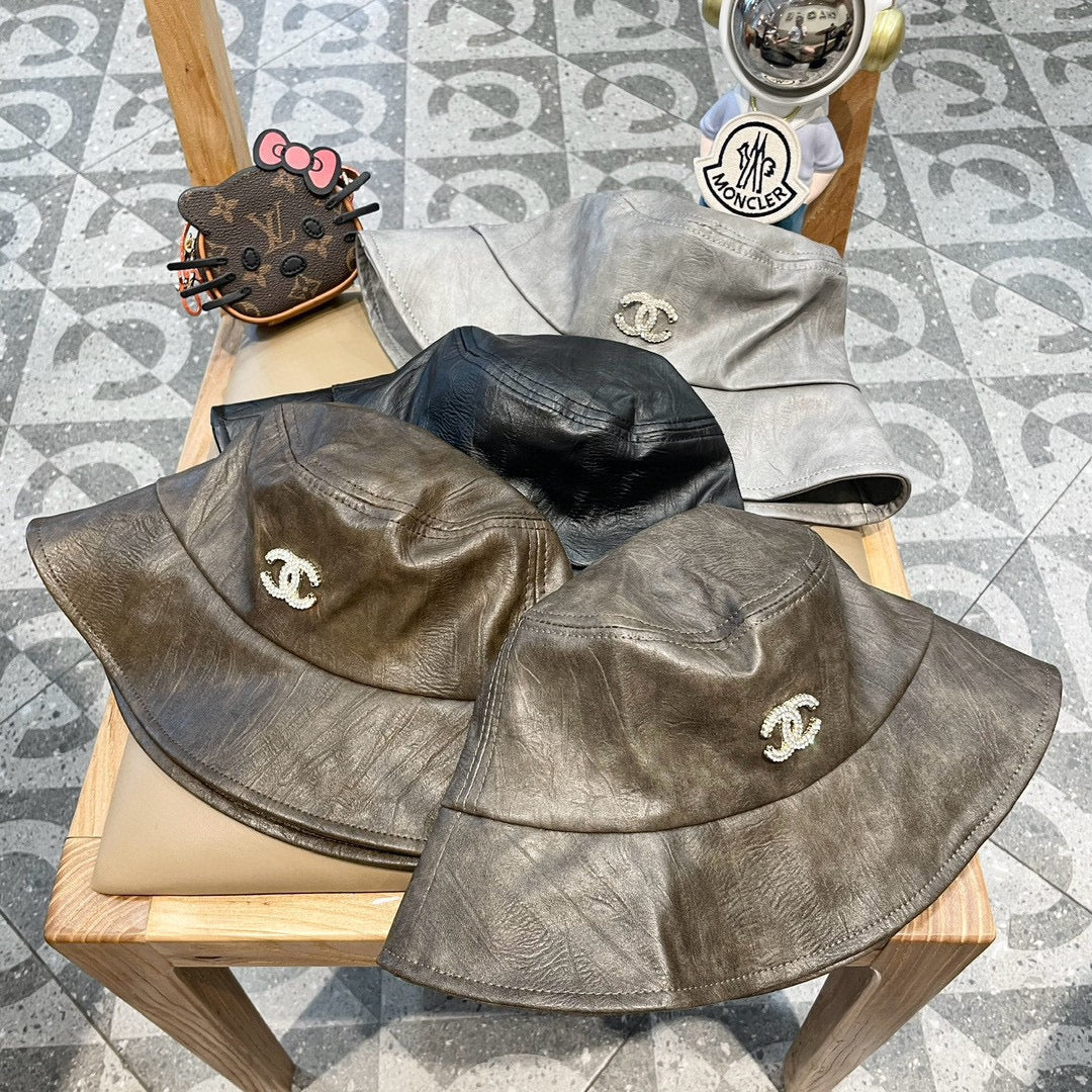 BUCKET HAT IN WOOD BROWN CALFSKIN 431731 - Product Image 6