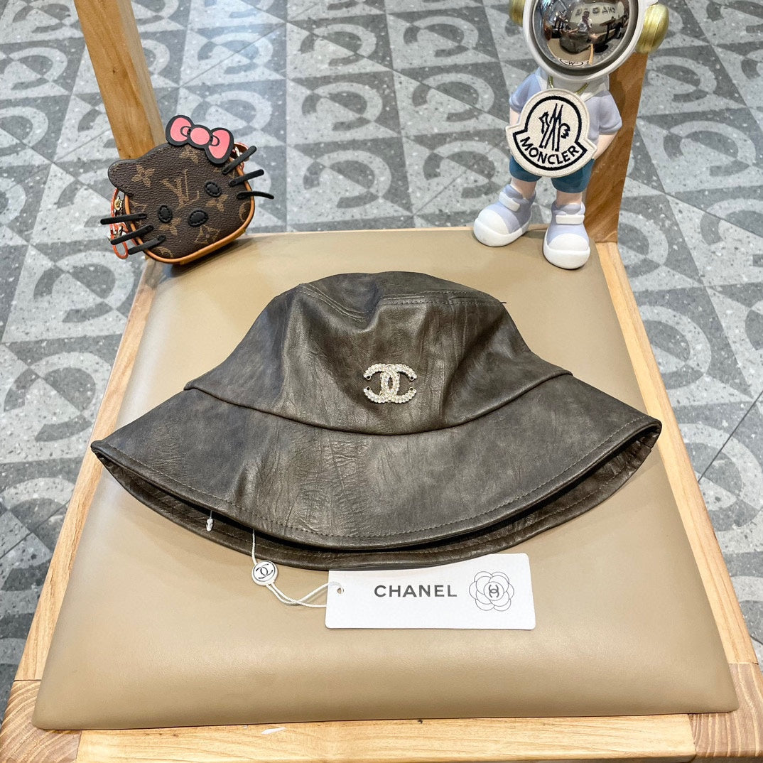 BUCKET HAT IN WOOD BROWN CALFSKIN 431731 - Product Image 4