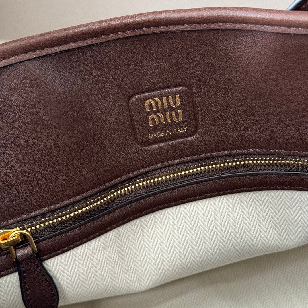 MiuMiu popular tote bag sheepskin - Product Image 8
