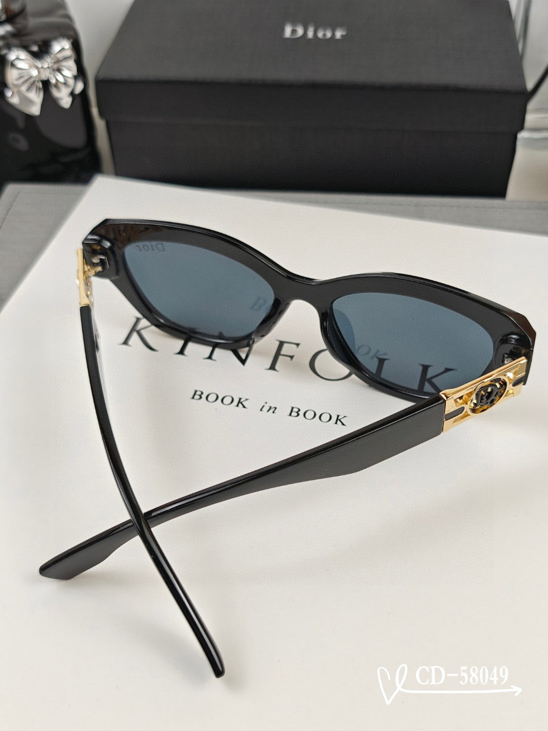 CAT EYE SUNGLASS 58049 IN ACETATE - Product Image 3