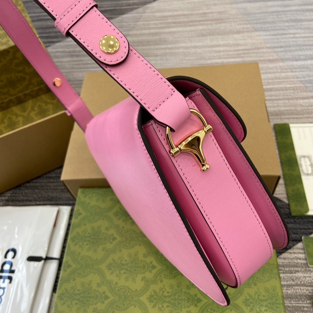 HORSEBIT SHOULDER BAG 25 IN PINK LAMBSKIN GOLD HARDWARE - Product Image 2