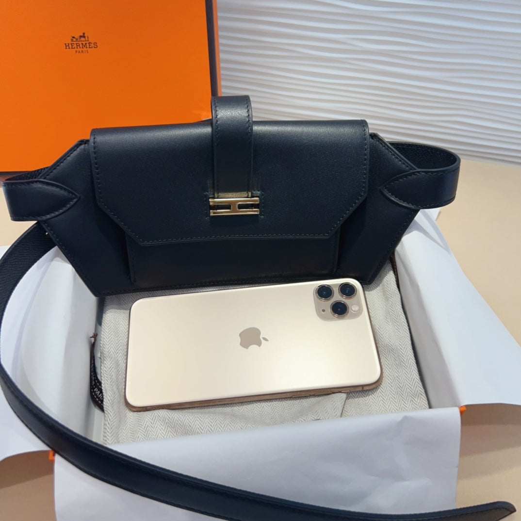 elan pocket 30 belt dark blue bag - Product Image 3