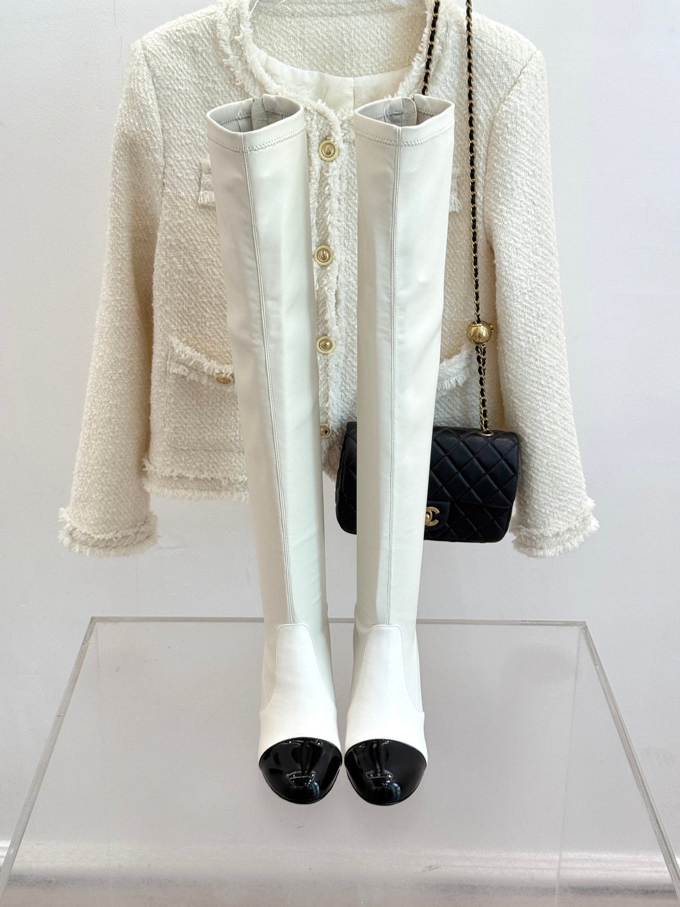 Chanel 25 Double C Giant Pearl Heel Long Boot White Black Sheepskin 465412 - Product Image 5