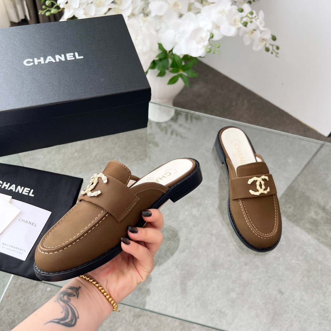 CC 25 Mule Dark Brown Calfskin Gold Double C - Product Image 5