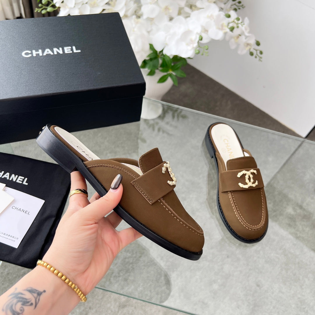CC 25 Mule Dark Brown Calfskin Gold Double C - Product Image 9