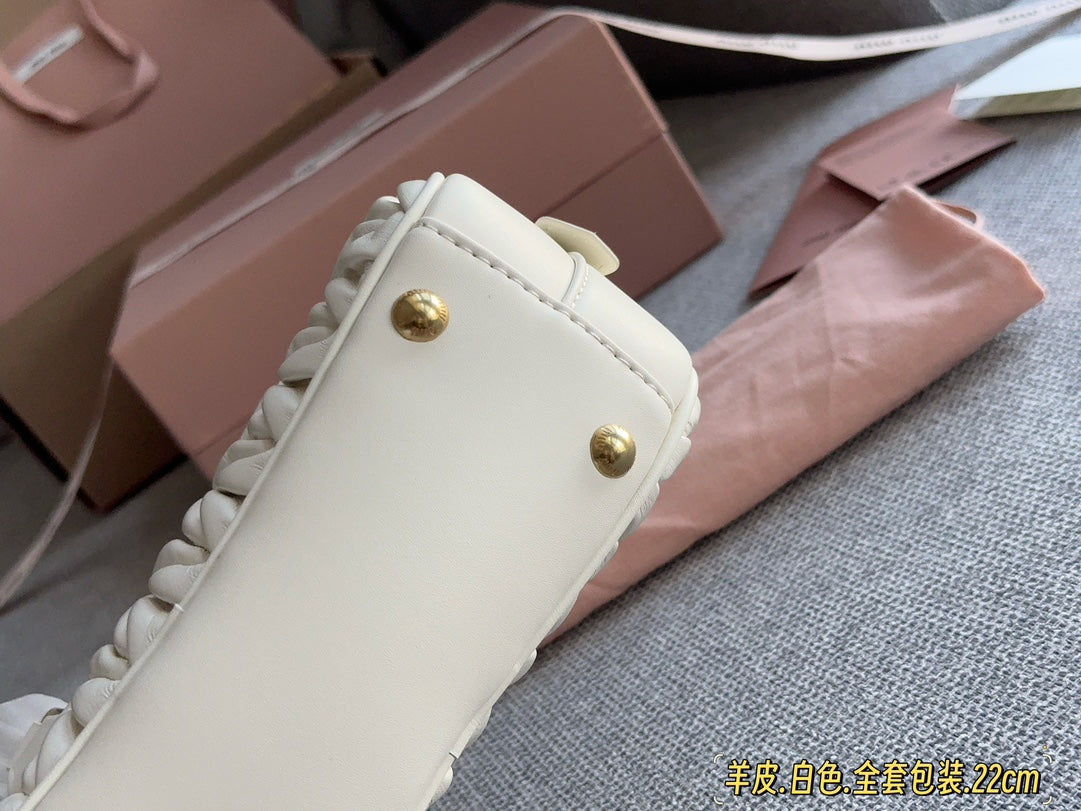 NAPPA 42 BAG IN OAK LEATHER - Product Image 9