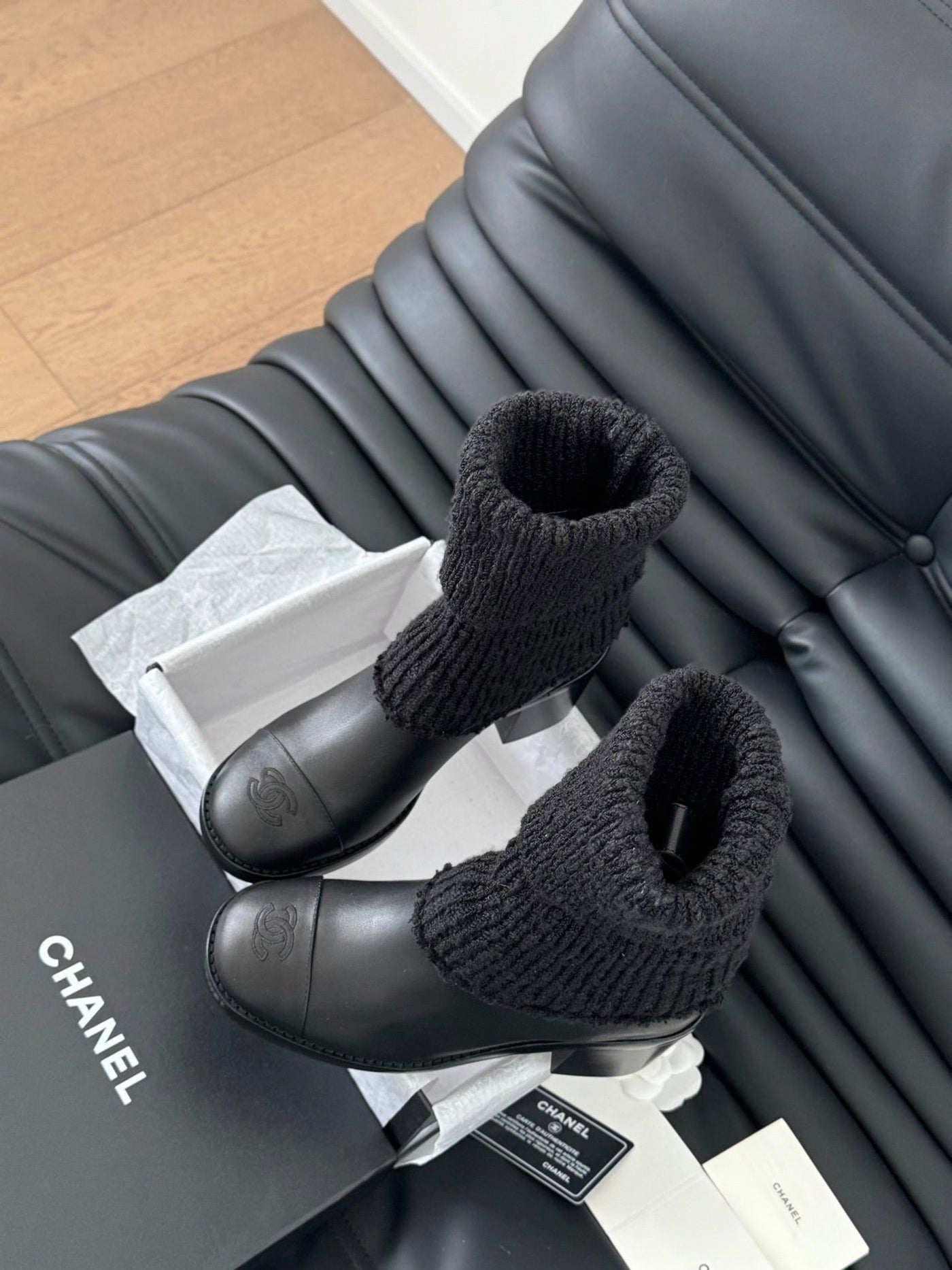 CC 25 new sock boots black knit wool sheepskin 458774 - Product Image 2