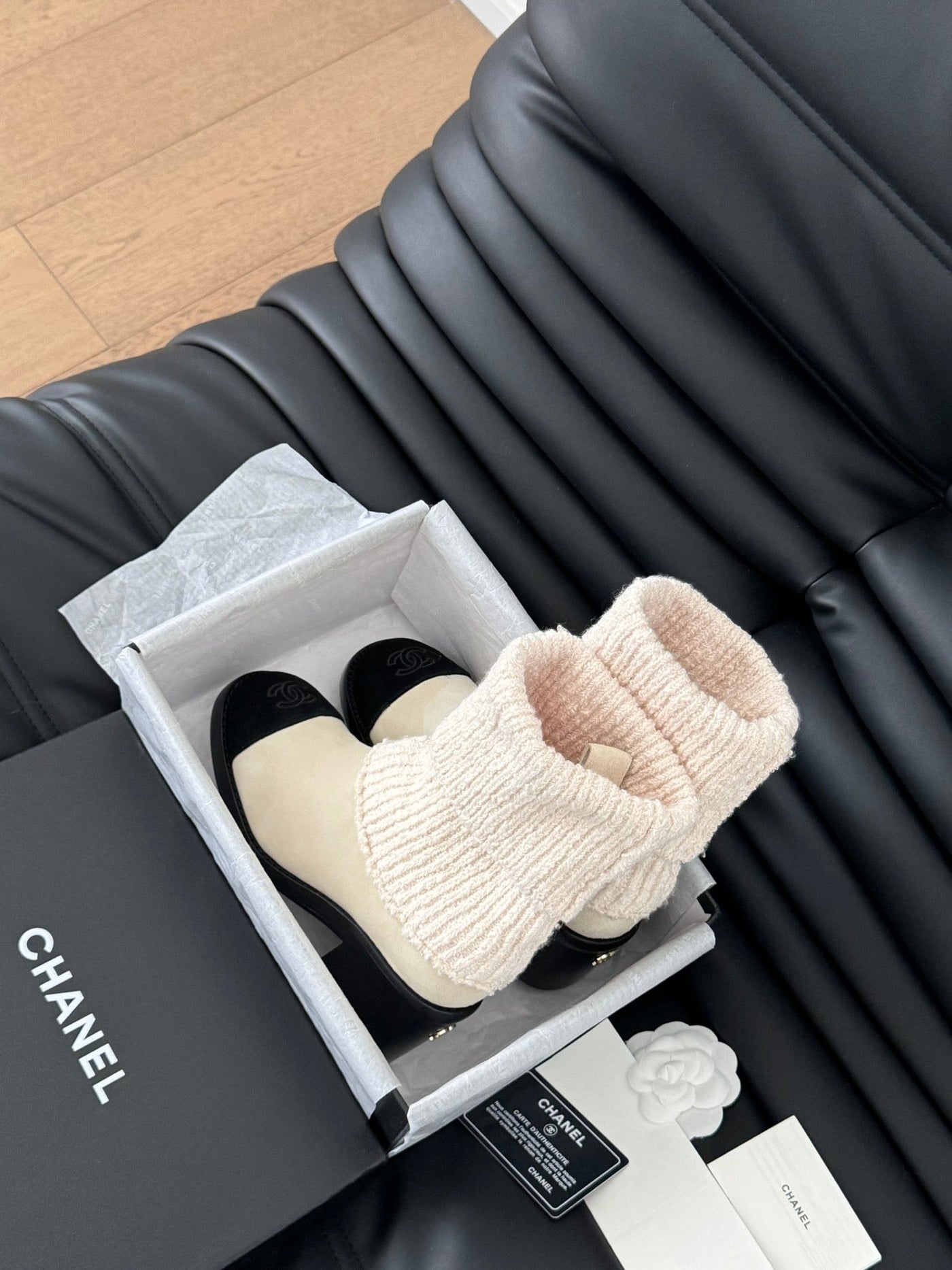 CC 25 new sock boots white black knit wool suede 458777 - Product Image 3