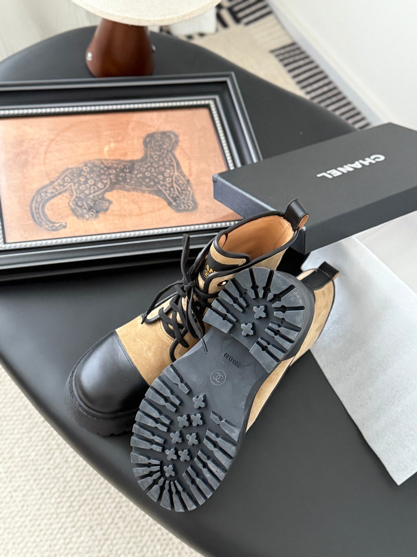 CC 25 ankle boots beige black suede sheepskin 458765 - Product Image 8