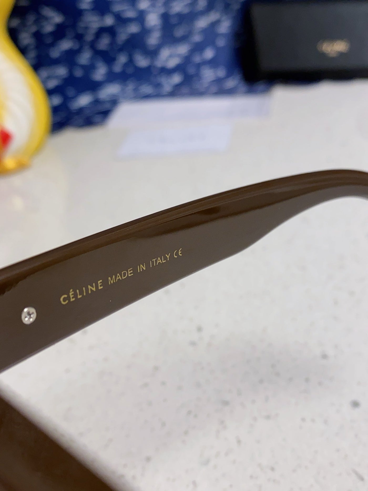 TRIOMPHE SUNGLASS 533219 IN CARAMEL ACETATE - Product Image 9