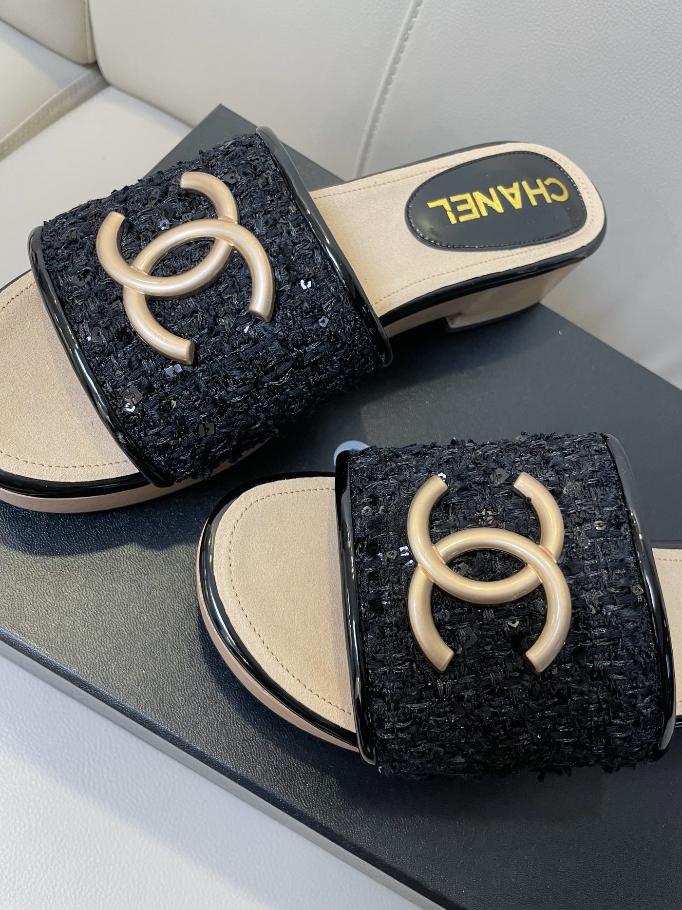cc mule sandal 45 black tweed beige calfskin - Product Image 4