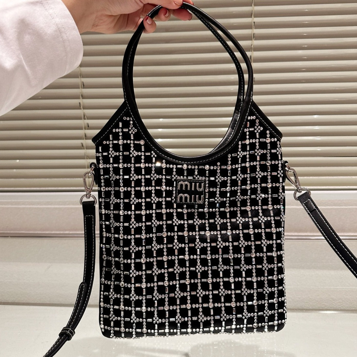 CRYSTAL TOTE 24 BAG IN BLACK CALFSKIN | Studio Nafay