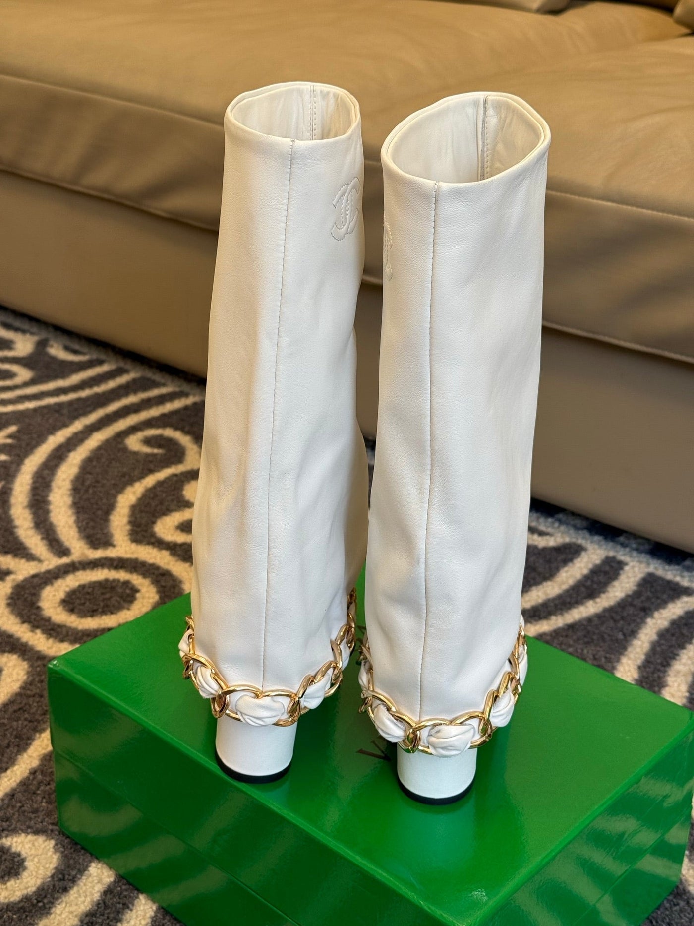 CC 25 High Boot White Calfskin 409133 - Product Image 5