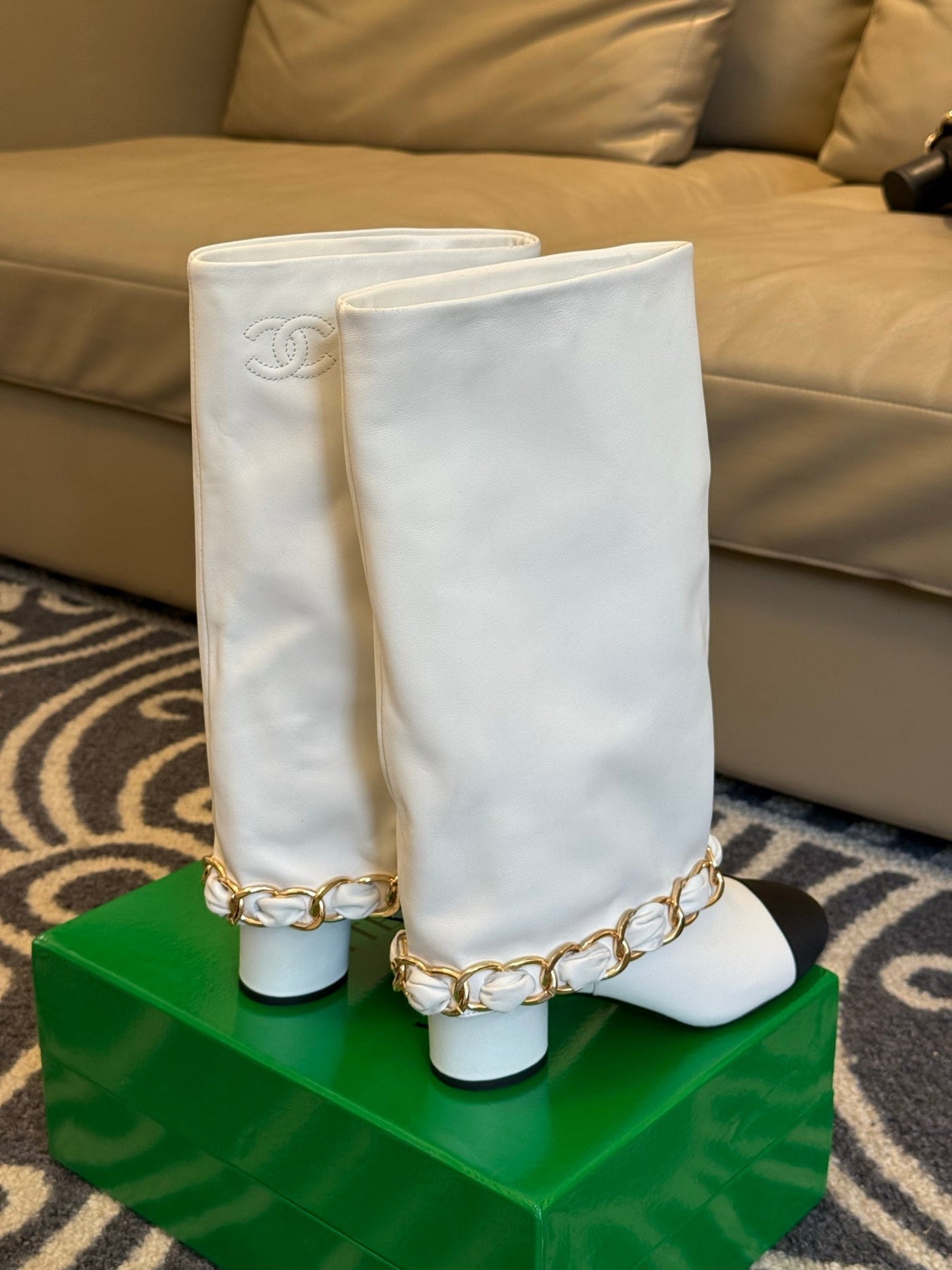 CC 25 High Boot White Calfskin 409133 - Product Image 6