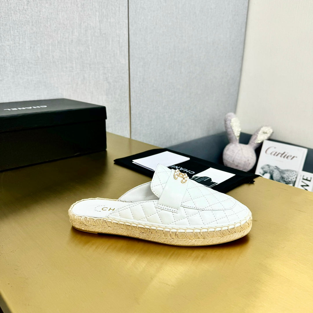 mule white quilted calfskin - Product Image 5