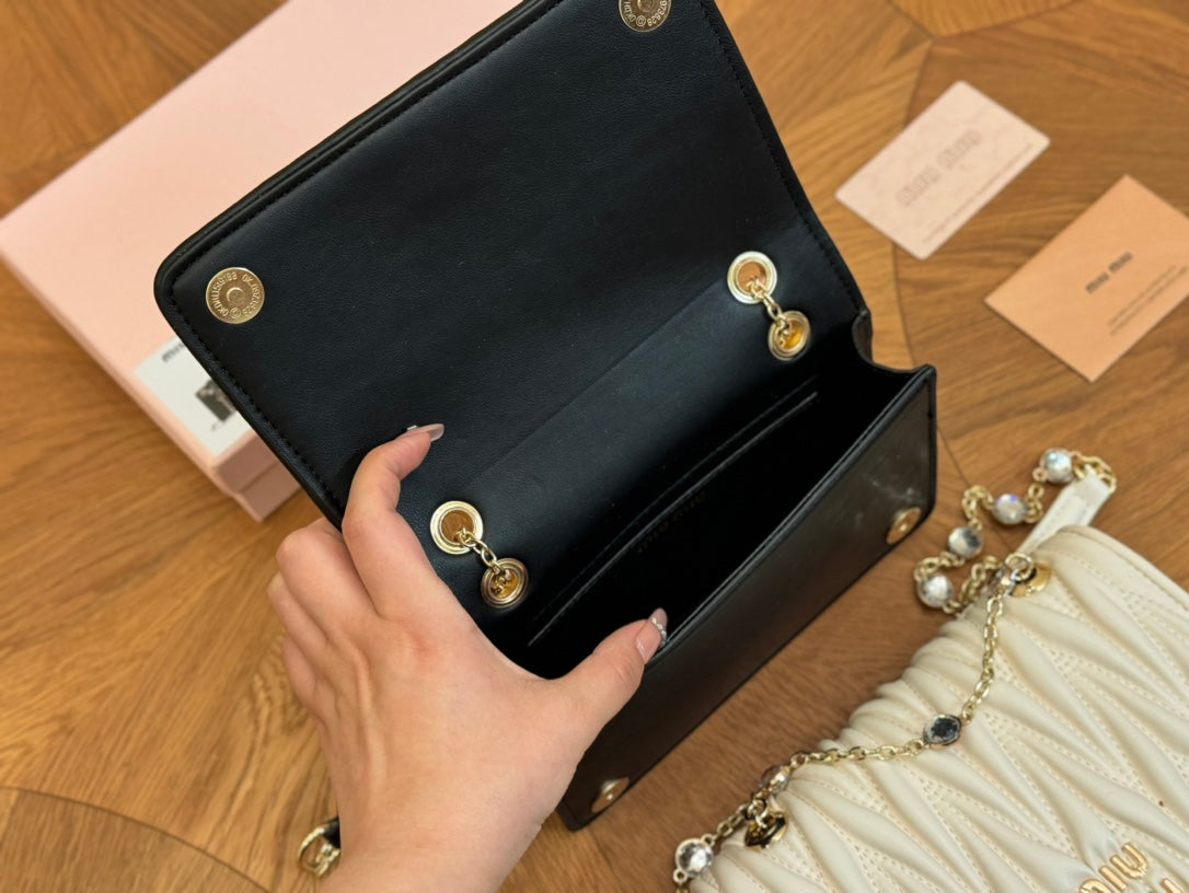 CRYSTAL CLOQUÉ 20 NAPPA BLACK LEATHER BAG - Product Image 9