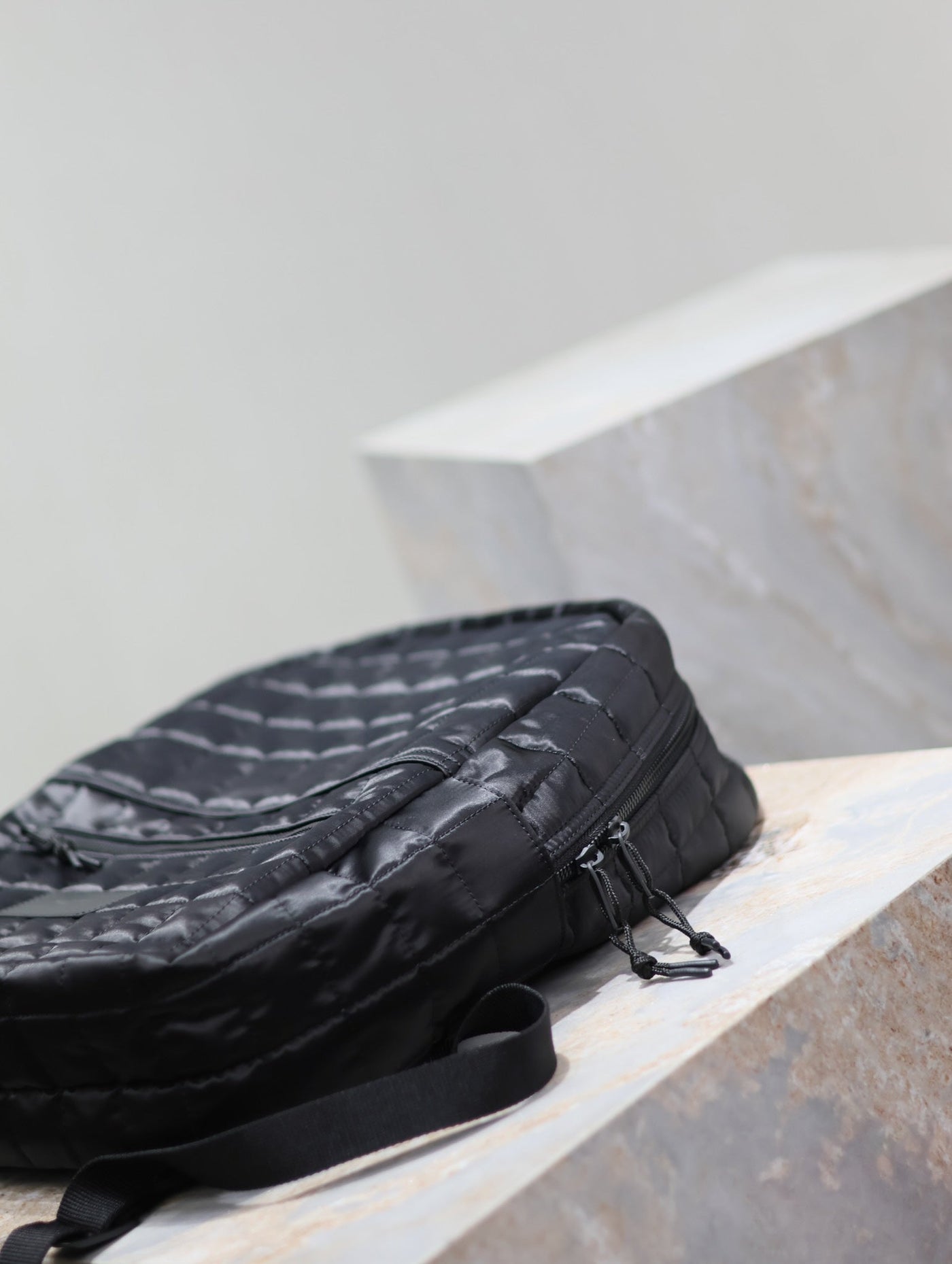 BACKPACK 37 IN BLACK PLAID NYLON - Product Image 6
