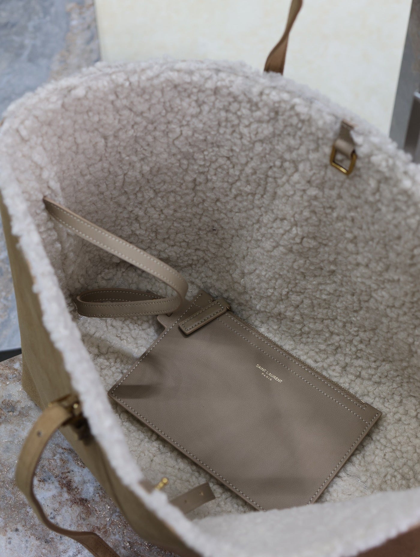 SHOPPING TOTE BAG 38 IN TAN BROWN SUEDE AND WHITE SHEARLING TRIM - Product Image 6