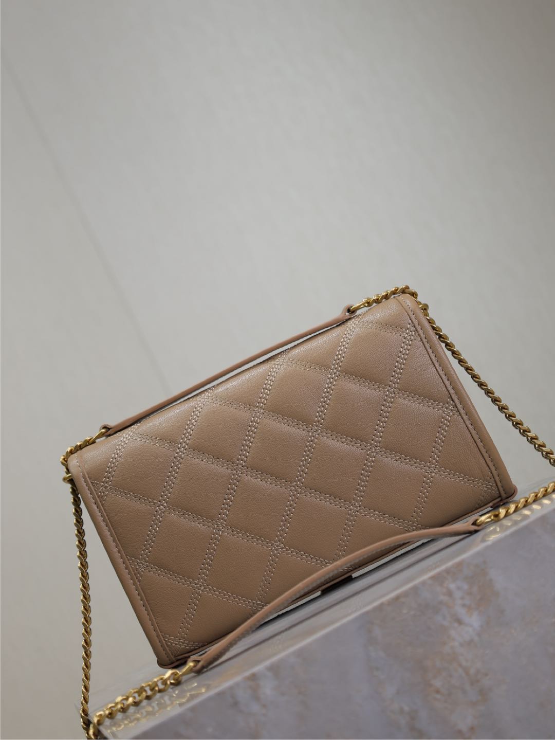 BECKY 22 IN MEDIUM BROWN QUILTED LAMBSKIN GOLD HARDWARE - Product Image 5