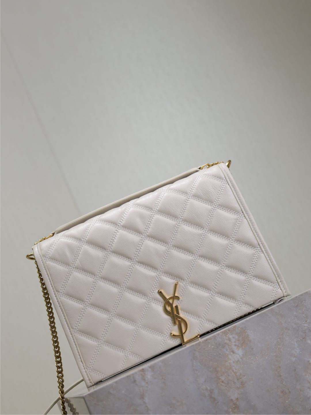BECKY 26 IN WHITE QUILTED LAMBSKIN GOLD HARDWARE - Product Image 4