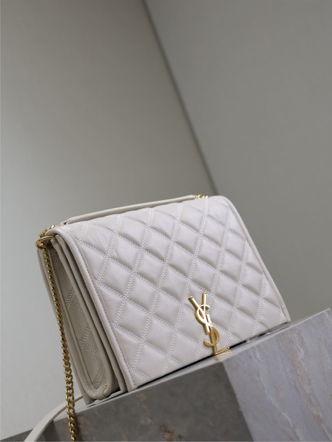BECKY 26 IN WHITE QUILTED LAMBSKIN GOLD HARDWARE - Product Image 6