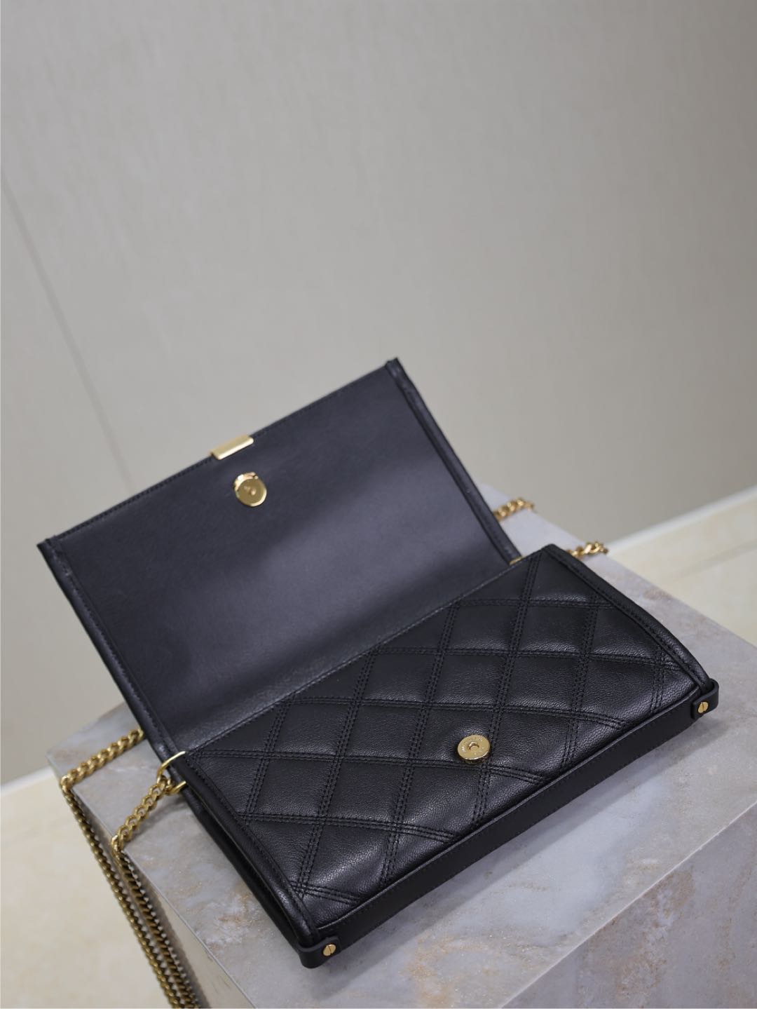 BECKY 22 IN BLACK QUILTED LAMBSKIN GOLD HARDWARE - Product Image 3