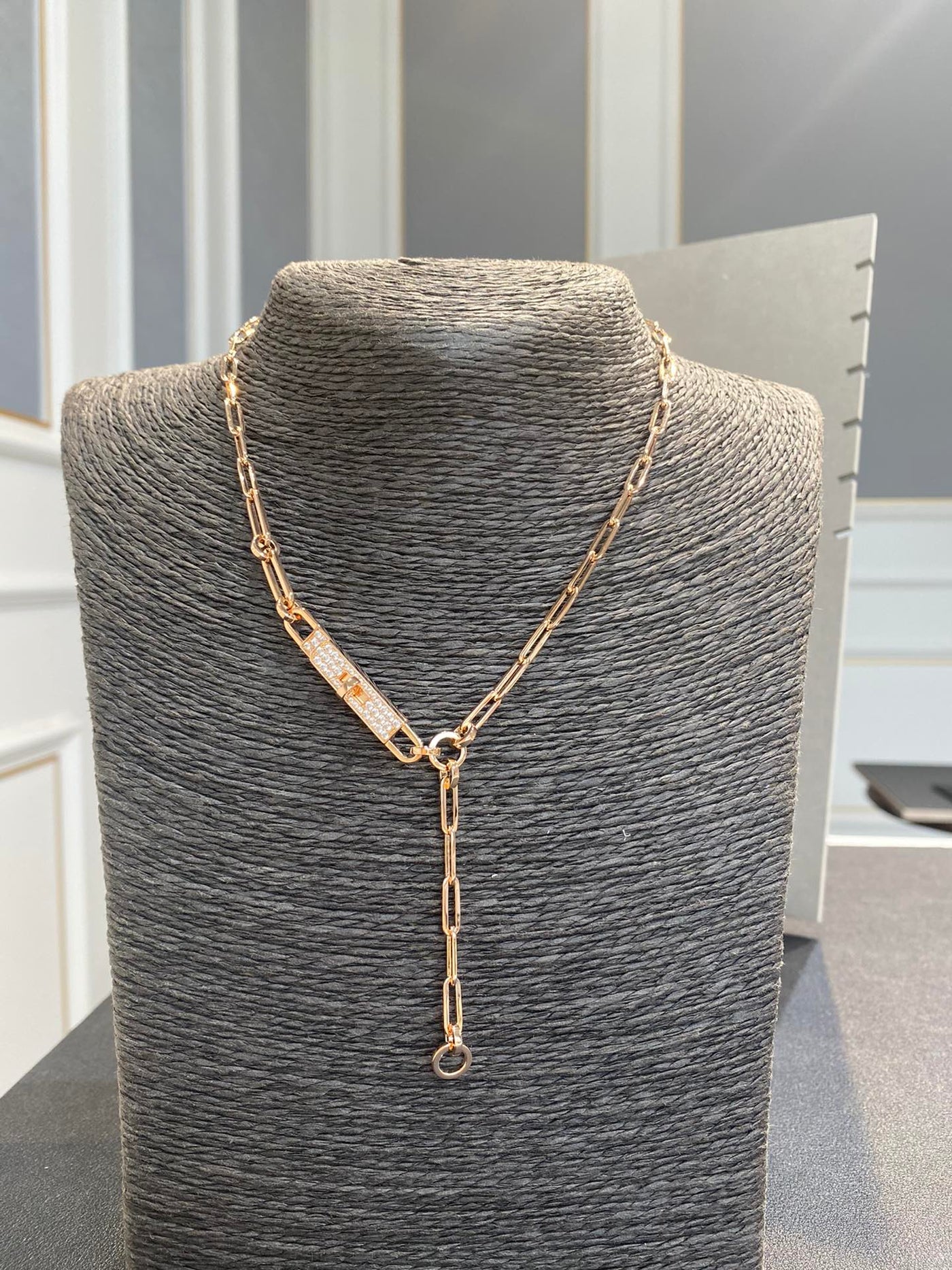 HM KELLY CHAINE CHOKER DROP NECKLACE | Studio Nafay